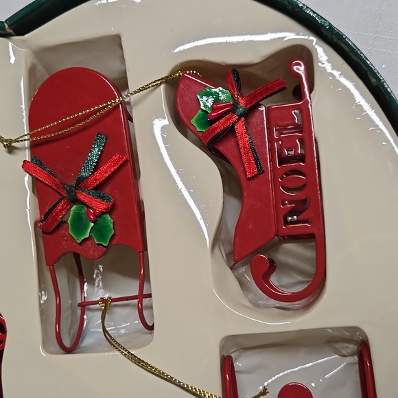 Vintage Christmas Ornaments SET of 15 Different Metal Red Green 1½ - 4" Retro - Picture 13 of 17